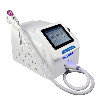 De nieuwe technologie-van de het haarverwijdering van de diodelaser machine 808nm met drievoudige golflengten